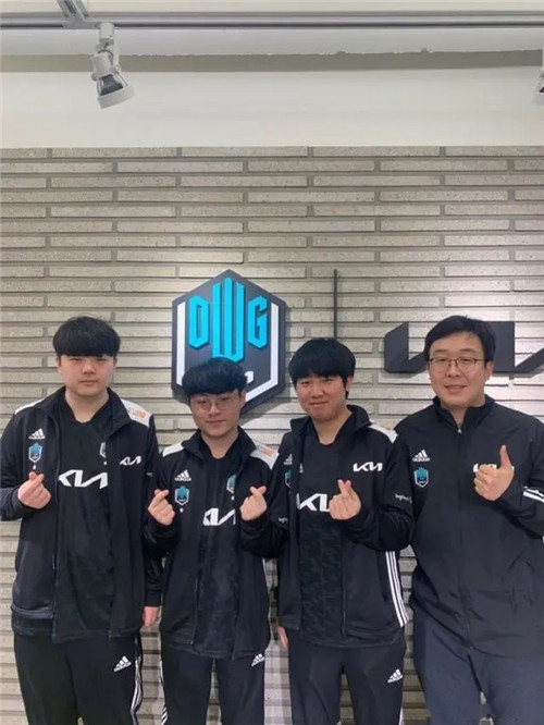 0比2不到24小时，国足最新安排出炉，孙继海热评，亚足联官网点评.